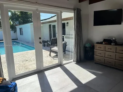 1611 SW 93rd Court Miami FL 33165