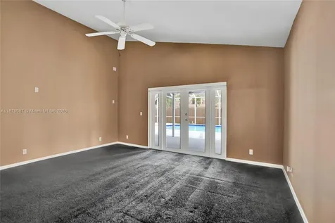 1321 SW 102nd Avenue Pembroke Pines FL 33025