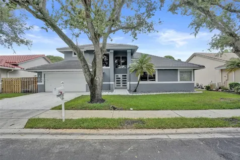 1321 SW 102nd Avenue Pembroke Pines FL 33025