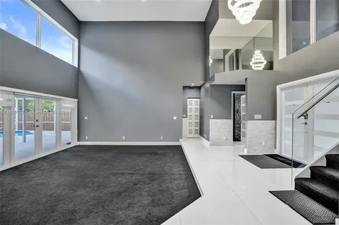 1321 SW 102nd Avenue Pembroke Pines FL 33025
