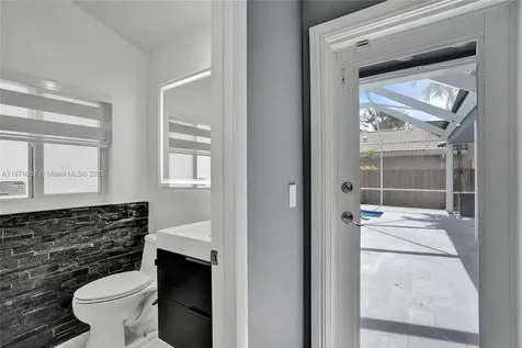 1321 SW 102nd Avenue Pembroke Pines FL 33025