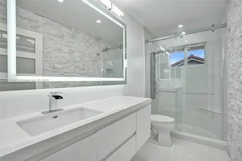 1321 SW 102nd Avenue Pembroke Pines FL 33025
