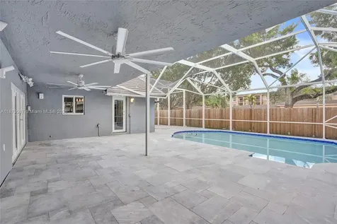 1321 SW 102nd Avenue Pembroke Pines FL 33025