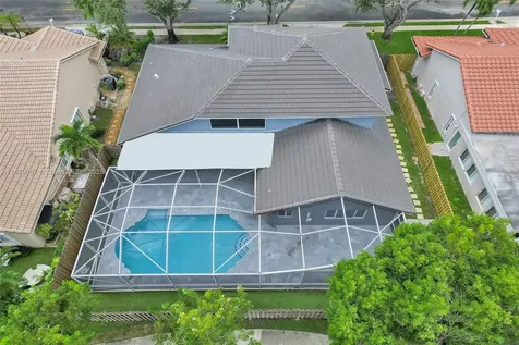 1321 SW 102nd Avenue Pembroke Pines FL 33025