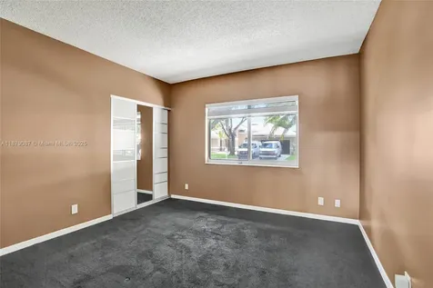 1321 SW 102nd Avenue Pembroke Pines FL 33025