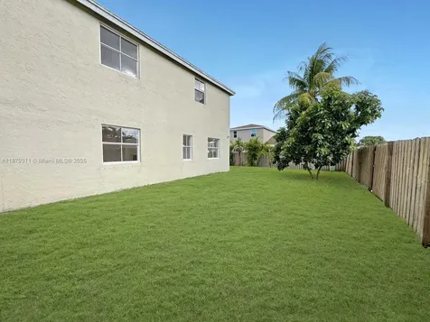 9598 NW 53rd Street Sunrise FL 33351