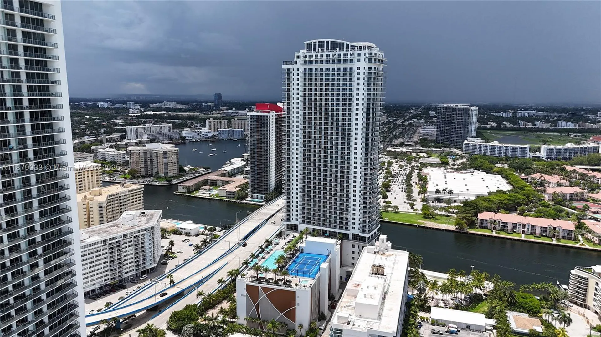 4010 S Ocean Drive Hollywood FL 33019