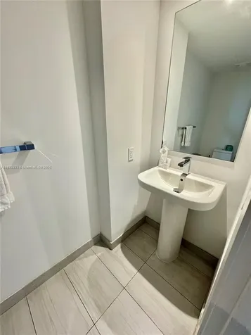 4010 S Ocean Drive Hollywood FL 33019