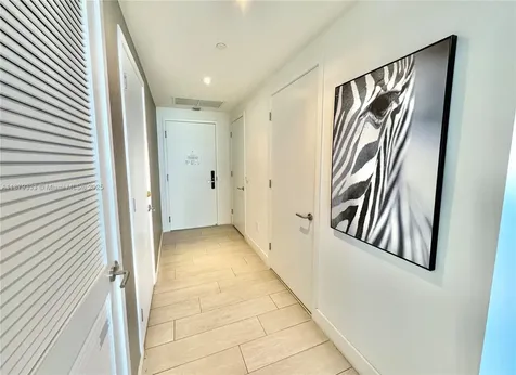 4010 S Ocean Drive Hollywood FL 33019