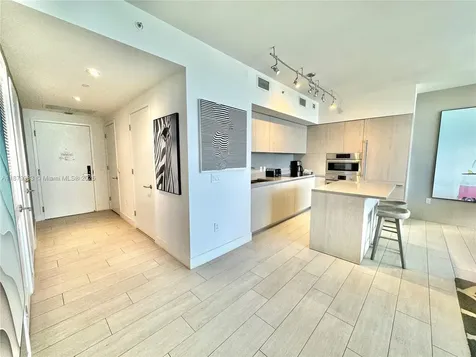 4010 S Ocean Drive Hollywood FL 33019