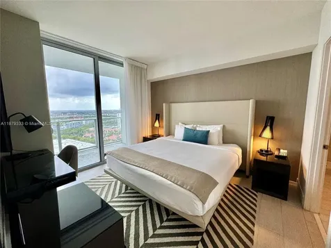 4010 S Ocean Drive Hollywood FL 33019