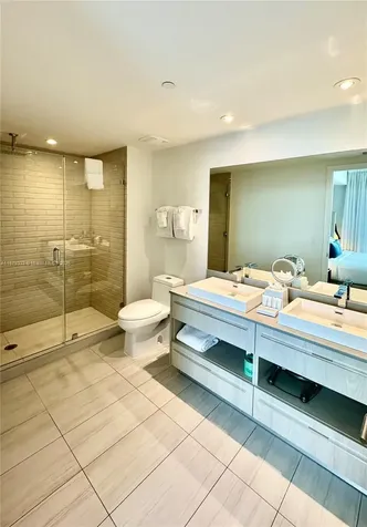 4010 S Ocean Drive Hollywood FL 33019