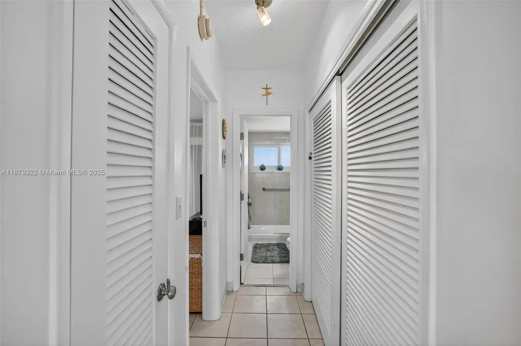 425 Bayshore Drive Fort Lauderdale FL 33304