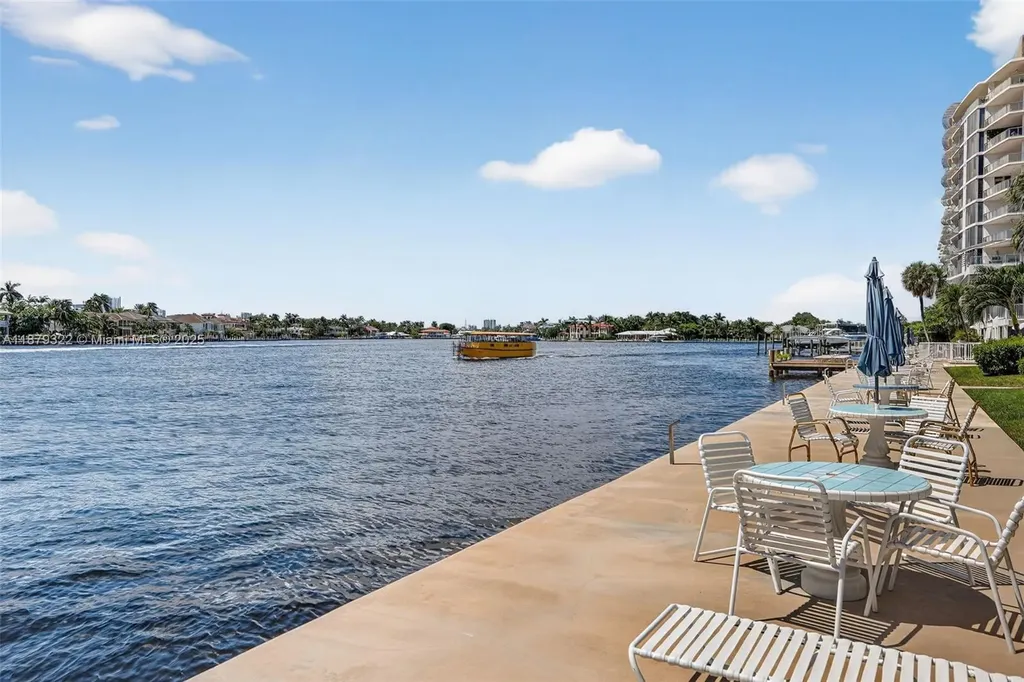 425 Bayshore Drive Fort Lauderdale FL 33304