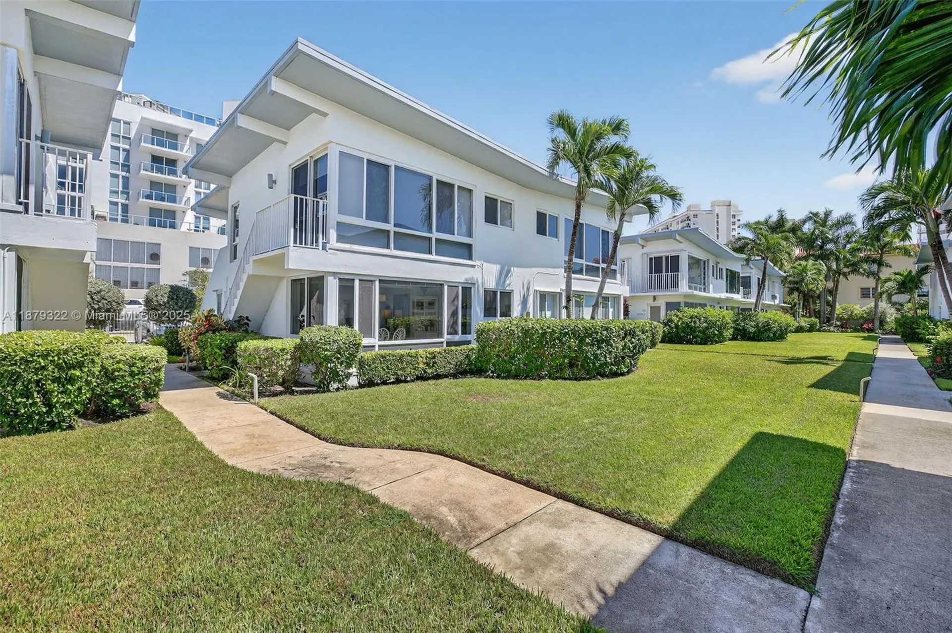 425 Bayshore Drive Fort Lauderdale FL 33304