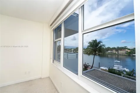 5600 Collins Avenue Miami Beach FL 33140