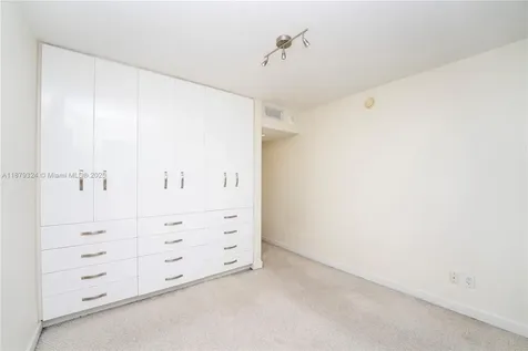 5600 Collins Avenue Miami Beach FL 33140