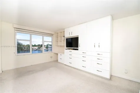 5600 Collins Avenue Miami Beach FL 33140