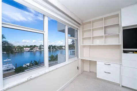 5600 Collins Avenue Miami Beach FL 33140
