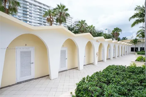 5600 Collins Avenue Miami Beach FL 33140