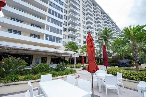 5600 Collins Avenue Miami Beach FL 33140
