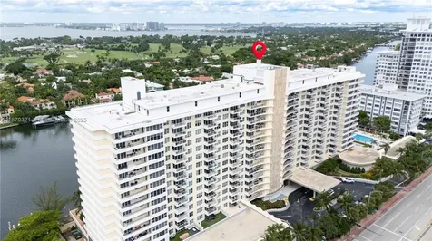 5600 Collins Avenue Miami Beach FL 33140