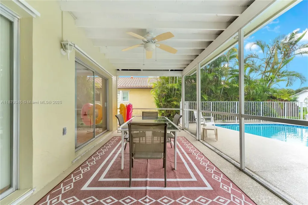 2653 NW 98th Terrace Coral Springs FL 33065