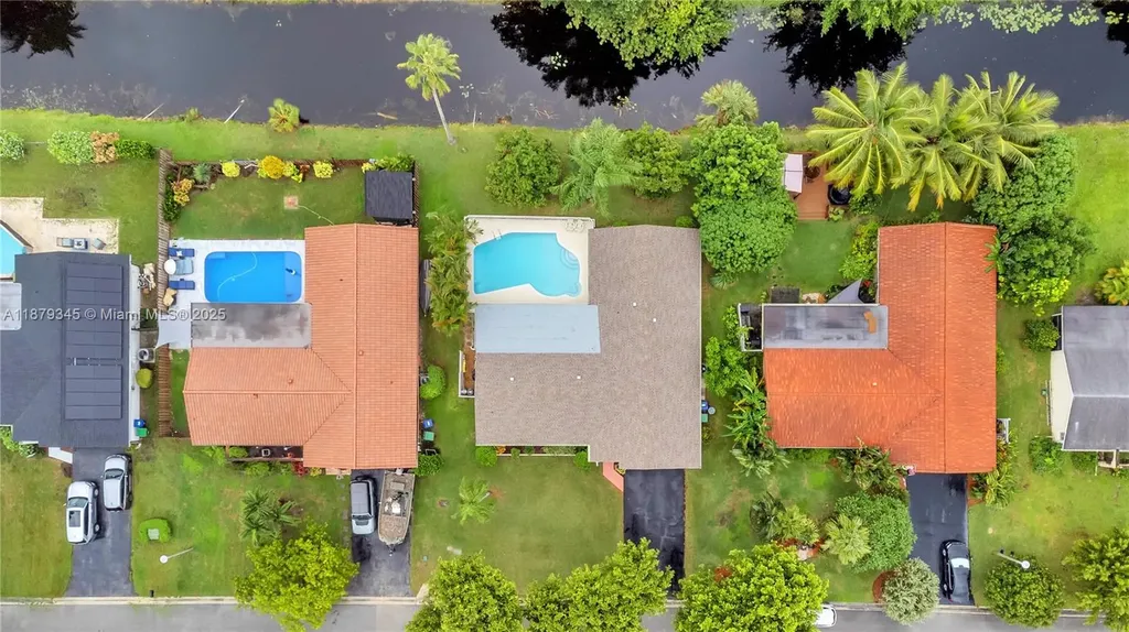 2653 NW 98th Terrace Coral Springs FL 33065