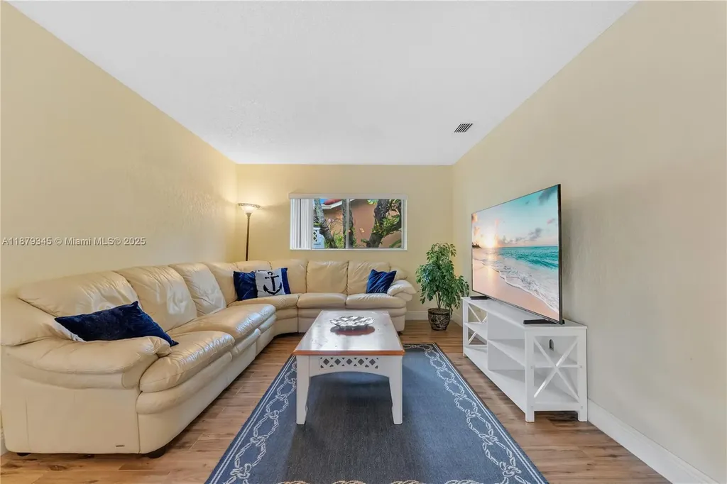 2653 NW 98th Terrace Coral Springs FL 33065
