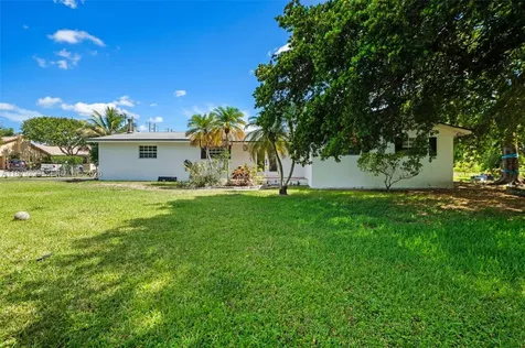 17611 SW 66th Street Southwest Ranches FL 33331