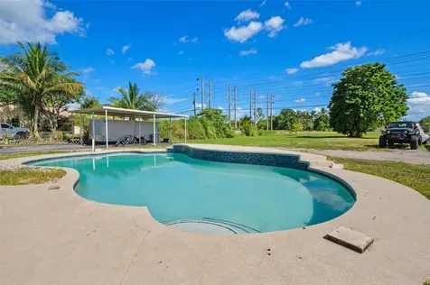 17611 SW 66th Street Southwest Ranches FL 33331