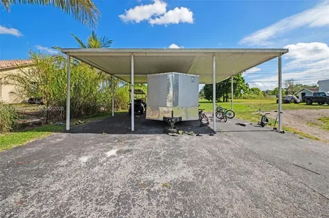 17611 SW 66th Street Southwest Ranches FL 33331