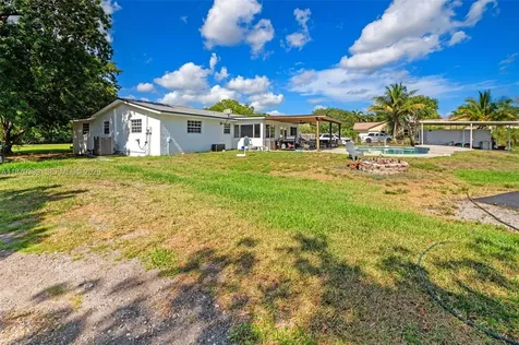 17611 SW 66th Street Southwest Ranches FL 33331