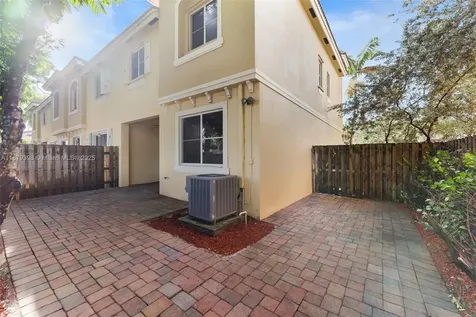 9035 SW 17th Court Miramar FL 33025