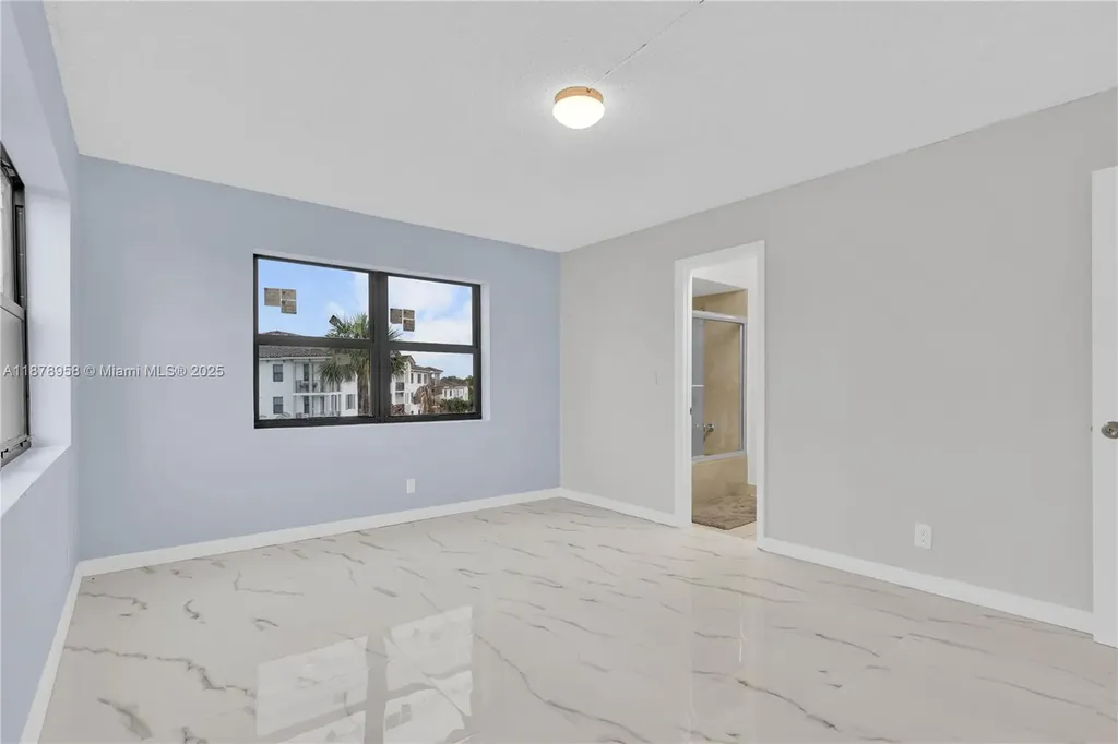 9355 SW 8th Street Boca Raton FL 33428