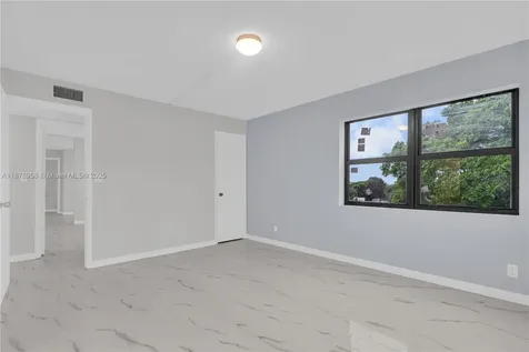 9355 SW 8th Street Boca Raton FL 33428