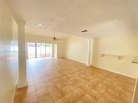 6729 NW 29th Way Fort Lauderdale FL 33309