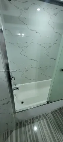 18061 Biscayne Boulevard Aventura FL 33160