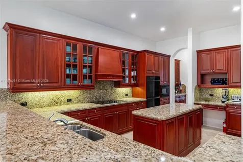 1260 Hatteras Lane Hollywood FL 33019