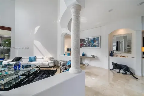 1260 Hatteras Lane Hollywood FL 33019