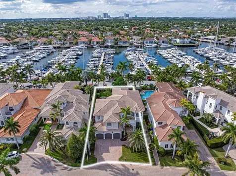 1260 Hatteras Lane Hollywood FL 33019