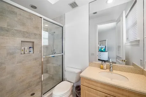 1260 Hatteras Lane Hollywood FL 33019