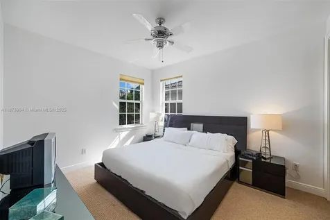 1260 Hatteras Lane Hollywood FL 33019