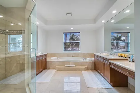 1260 Hatteras Lane Hollywood FL 33019