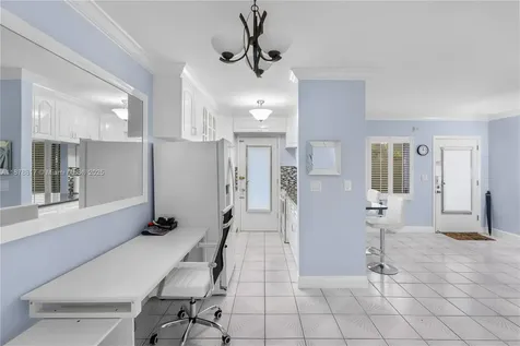 350 Collins Avenue Miami Beach FL 33139