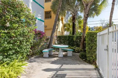 350 Collins Avenue Miami Beach FL 33139