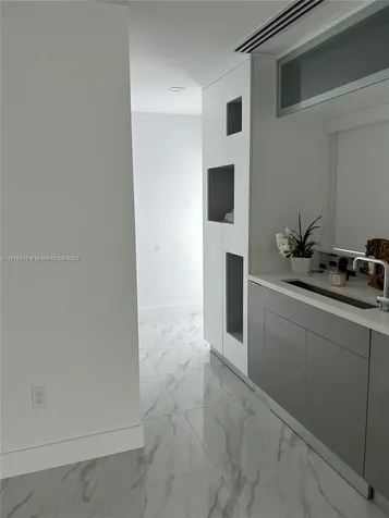 400 SW 47th Avenue Miami FL 33134