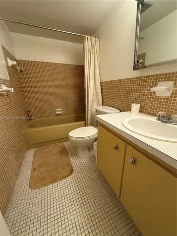 135 NE 202nd Terrace Miami Gardens FL 33179