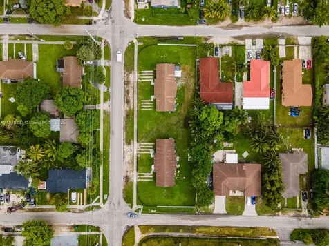 14501 NE 14th Avenue Miami FL 33161