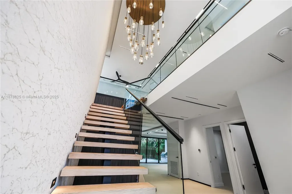 713 SE 6th Street Fort Lauderdale FL 33301